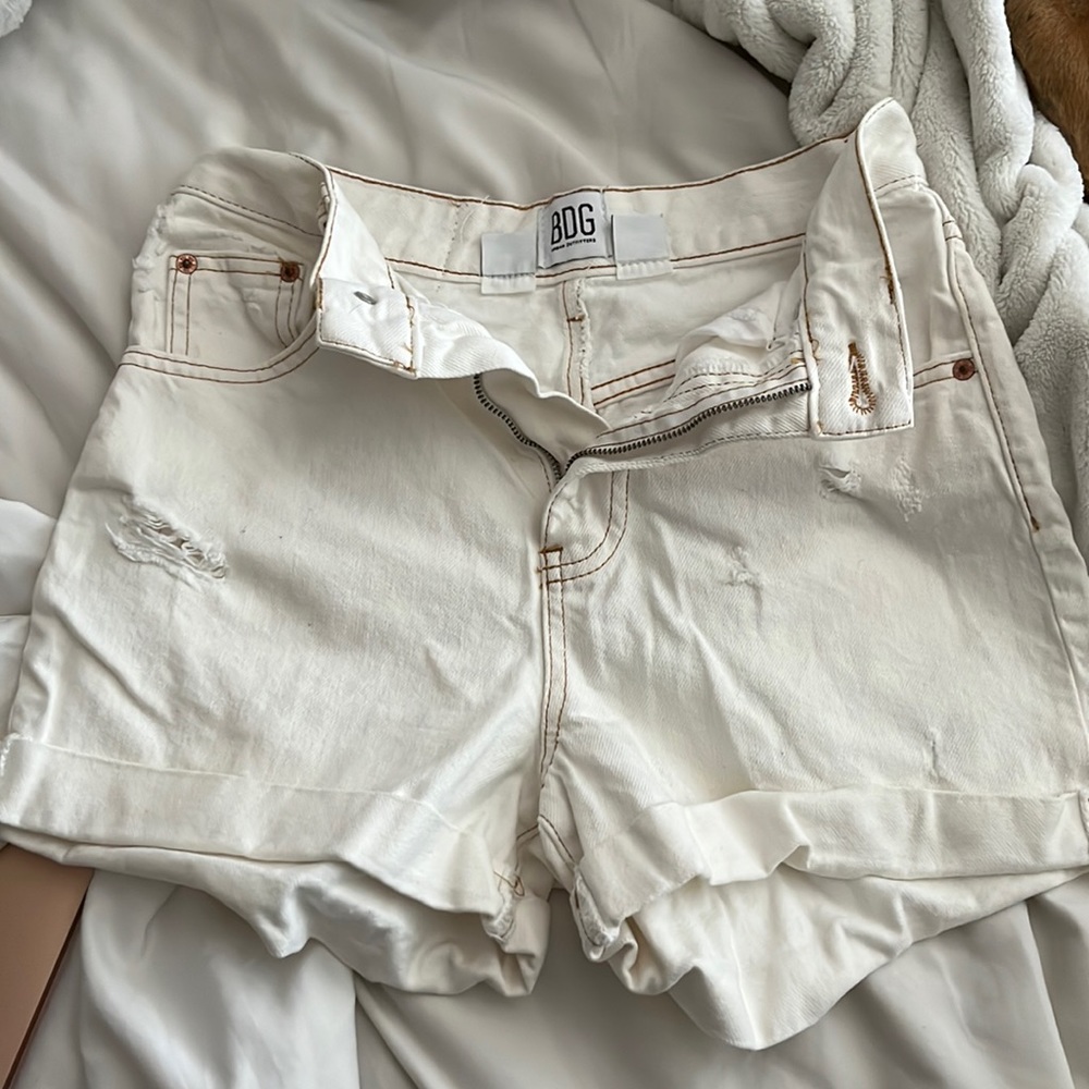 White Bdg Shorts